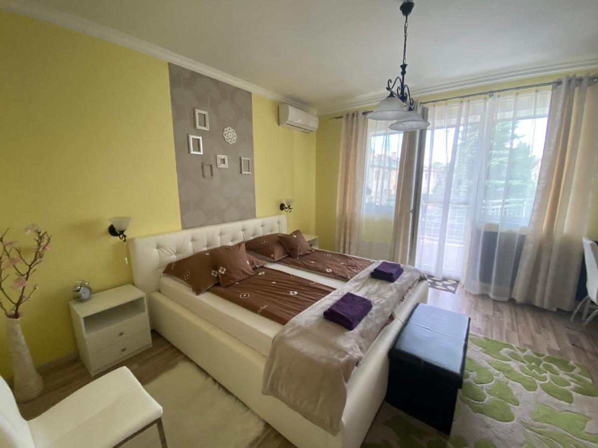 Eszter Apartman Eger Exterior photo