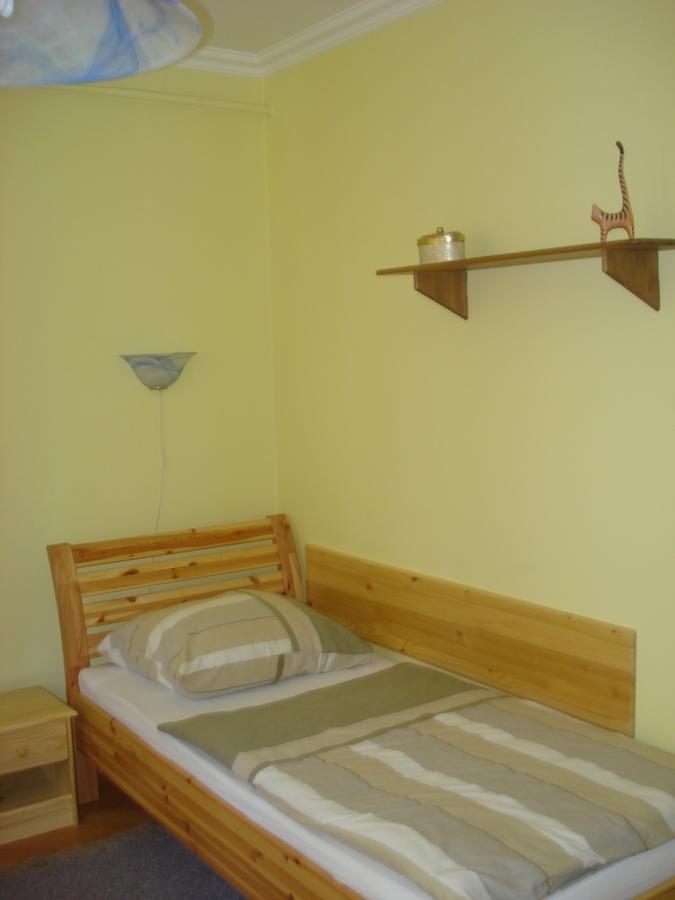 Eszter Apartman Eger Exterior photo